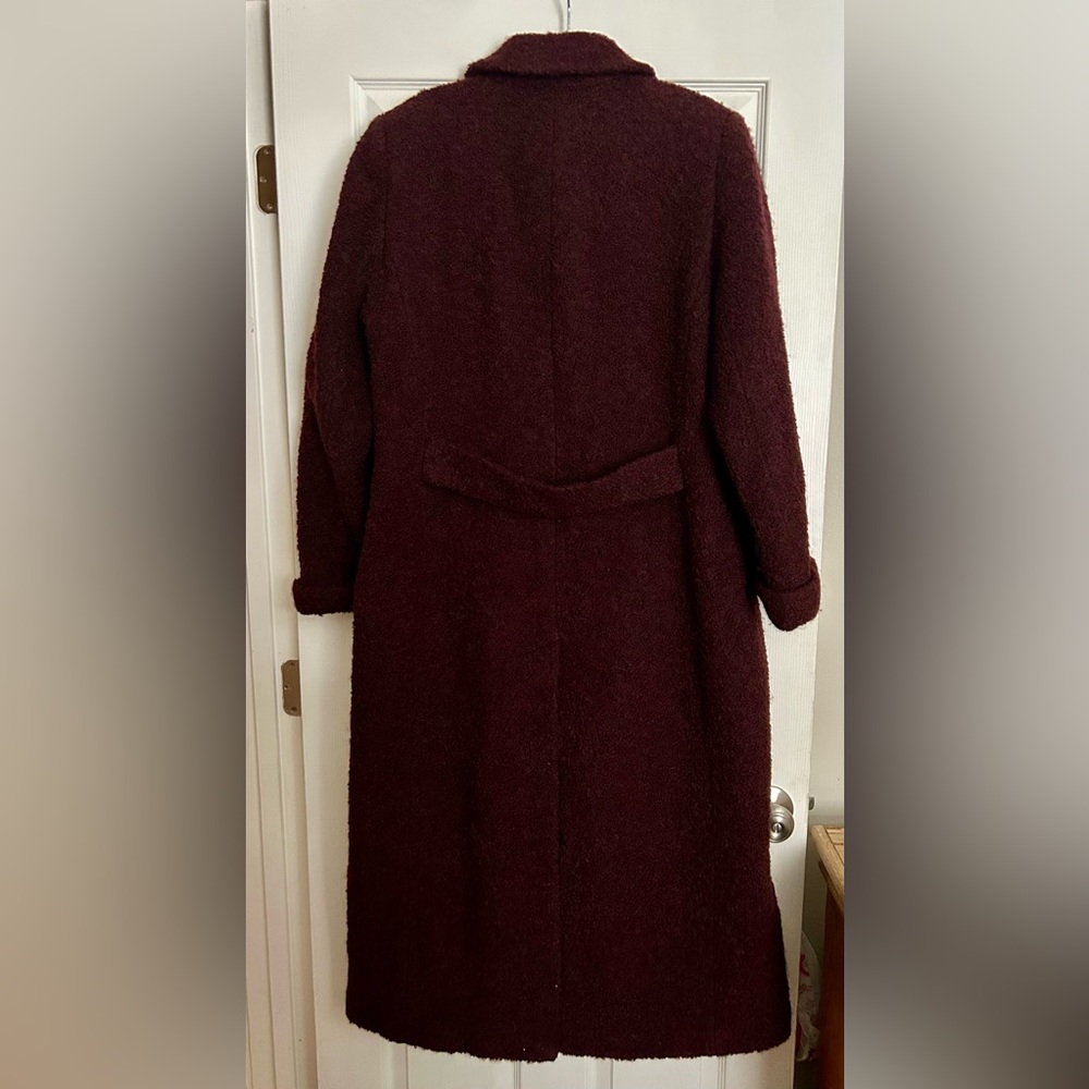 Talbots Vintage Burgundy Wine Boucle’ Long Elegant Wool Blend Overcoat Size 14 - Picture 10 of 10